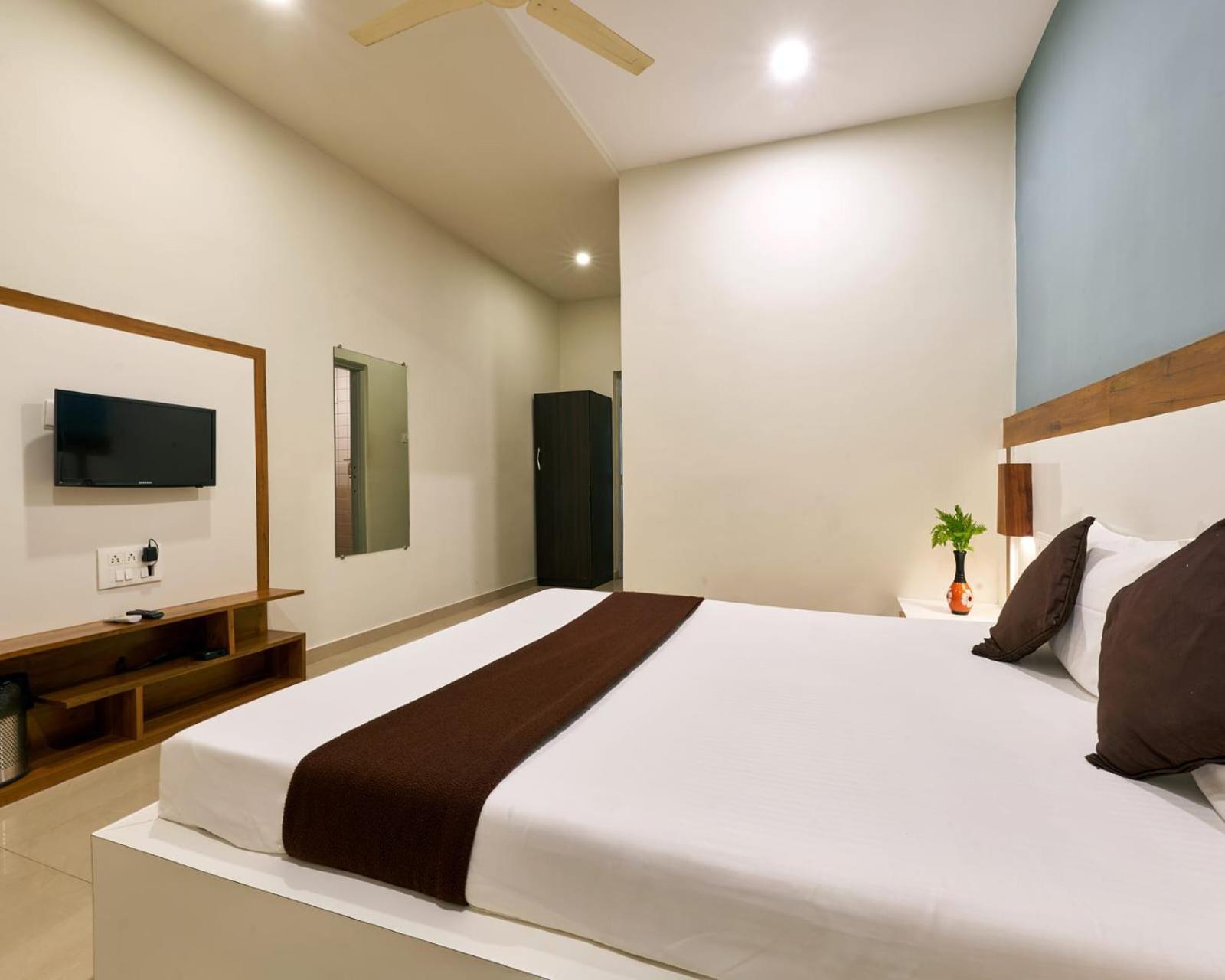 Serenity Resort Panhāla エクステリア 写真